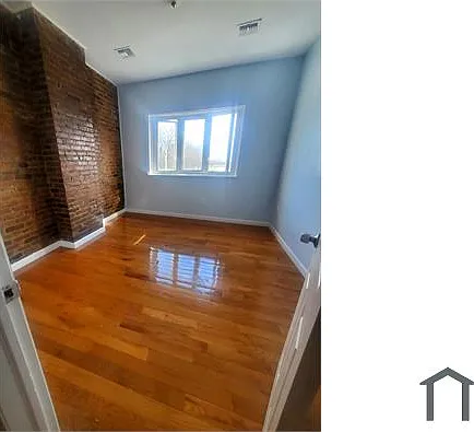3 bed, $2,100 — Photo 1