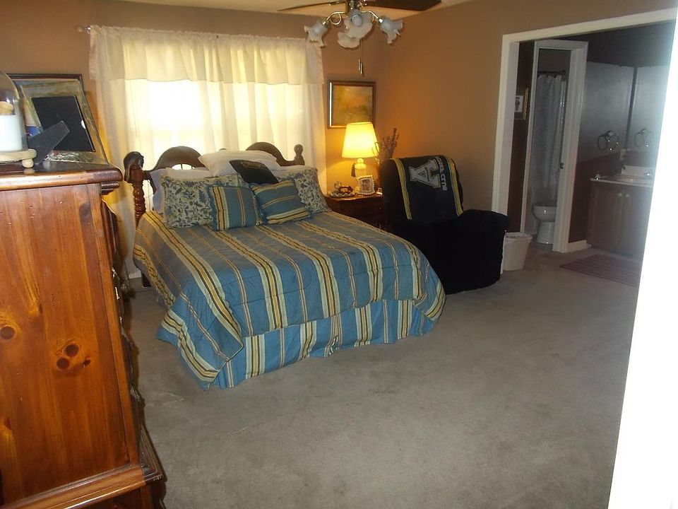 Master Bedroom 1