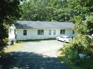 437 Amherst Rd APT 3, Belchertown, MA 01007