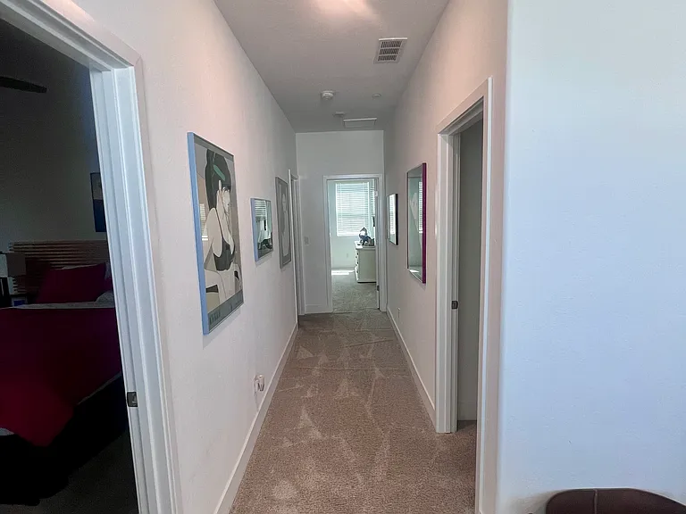 2712 E Tamarind Dr — Photo 8