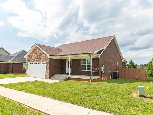 179 Twin Lakes Dr, Vine Grove, KY 40175