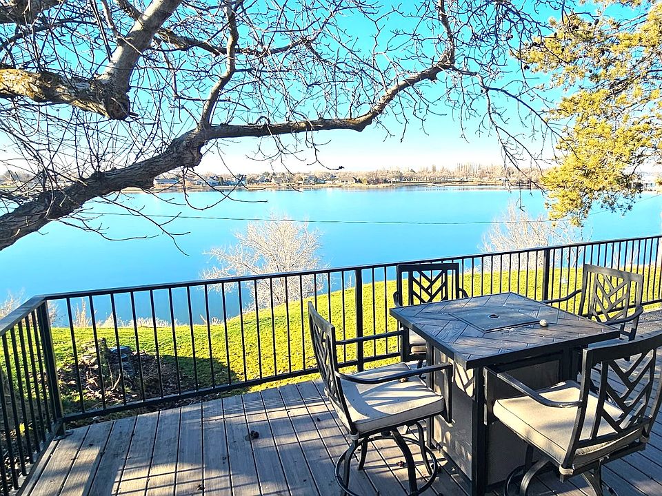 1st image of 3312 W Lakeshore Dr