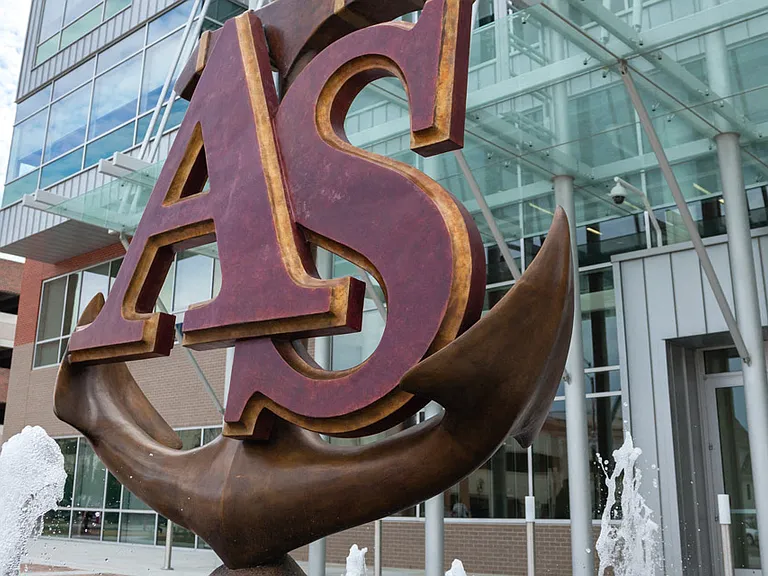 Steps to the Shipyard and Apprentice School