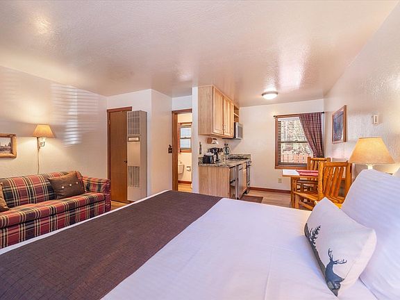 3rd image of 6943 N Lake Blvd #51