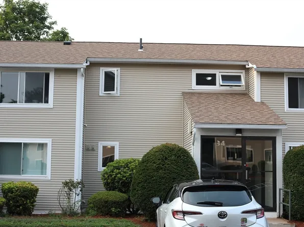34 Saint Kolbe Dr APT A, Holyoke, MA 01040