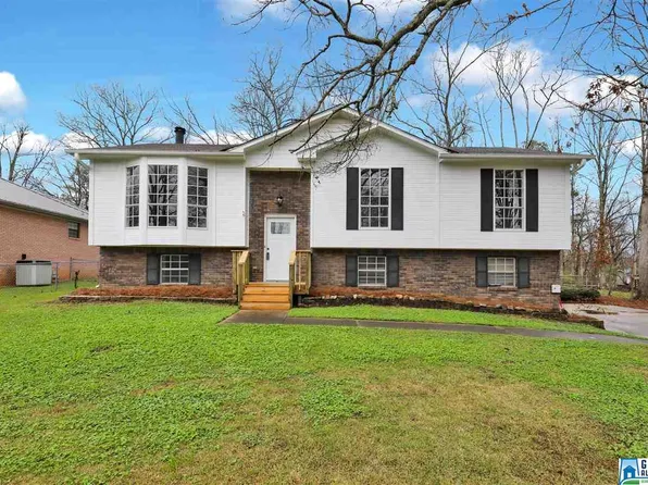 1016 5th Ave NW, Alabaster, AL 35007