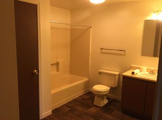 1040 Cambridge Ct #20, Decatur, IN 46733