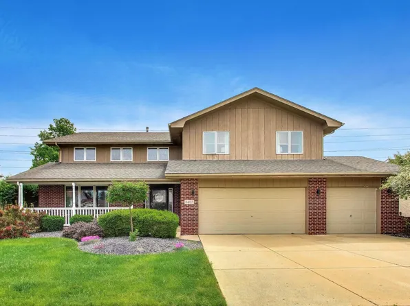 8407 Brookside Glen Dr, Tinley Park, IL 60487