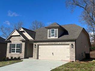 2616 Parkers Meadow Ln, Knoxville, TN 37918