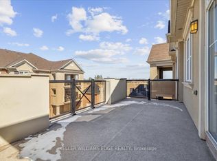 277 Gatwick Dr #303, Oakville, ON L6H0K7