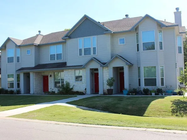 400 West St APT A, Hutto, TX 78634