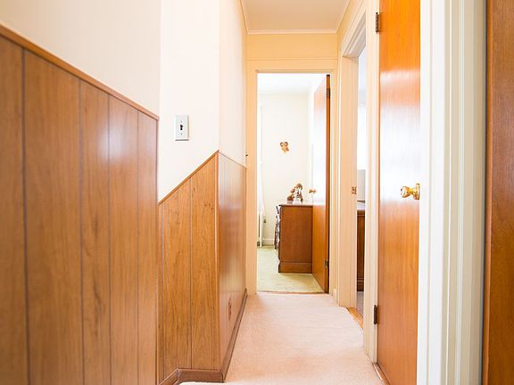 2nd image of 8932 237th St