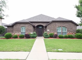 4805 Creekridge Ln, Garland, TX 75043