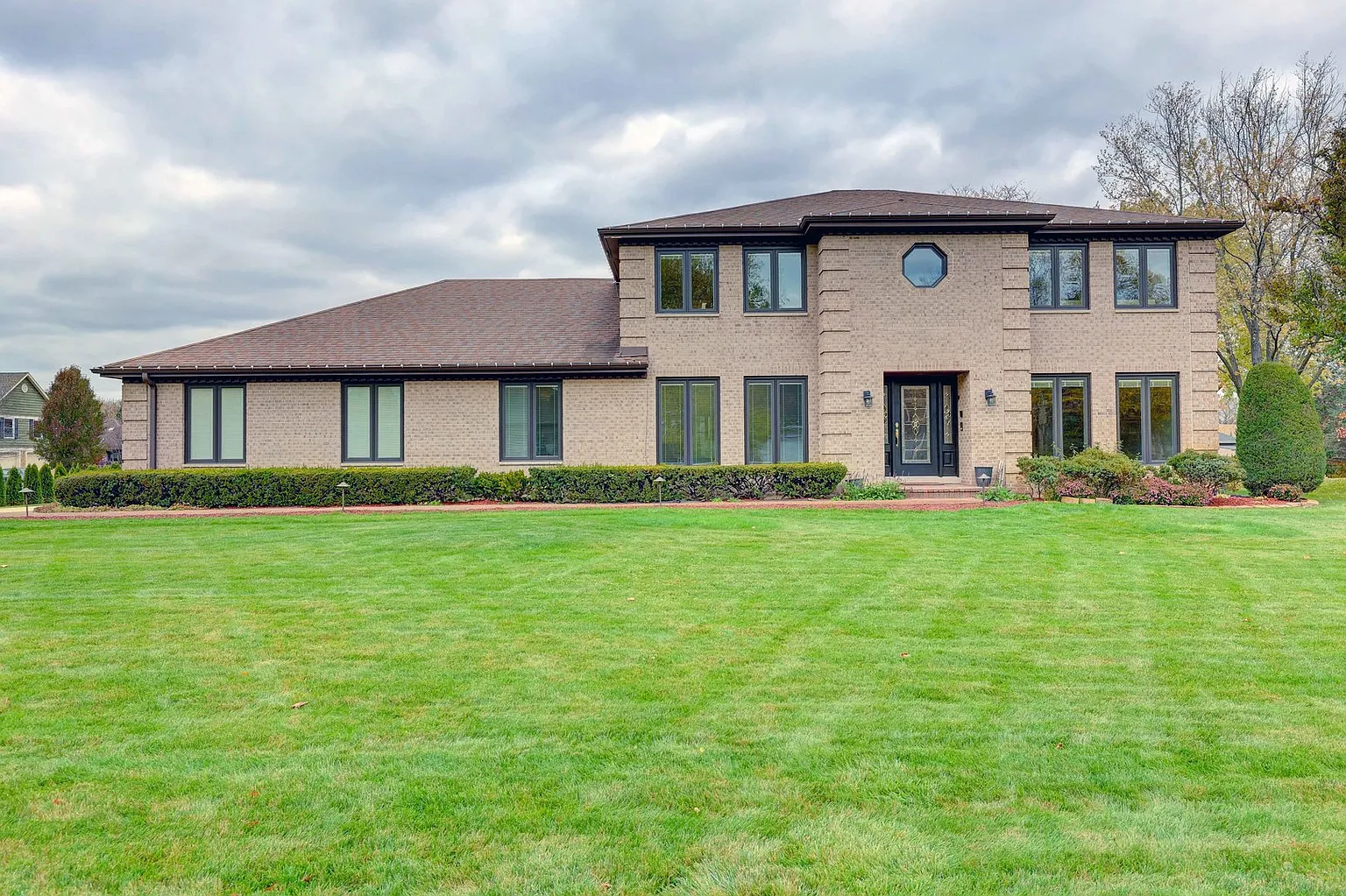 205 Thierry Ln photo 1