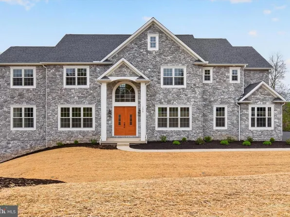 1770 Adeline Dr, Mechanicsburg, PA 17050