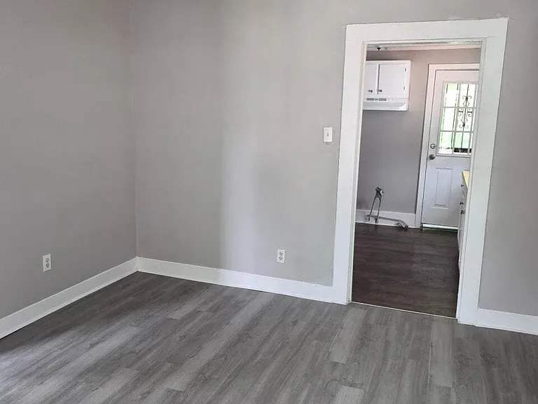 1819 Bismark St — Photo 4