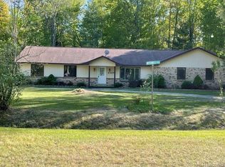 4427 Woodlawn Dr, Oscoda, MI 48750