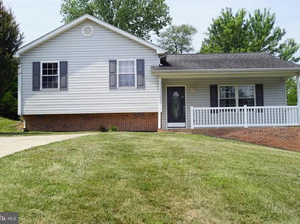 424 Meghann Dr, Woodstock, VA 22664