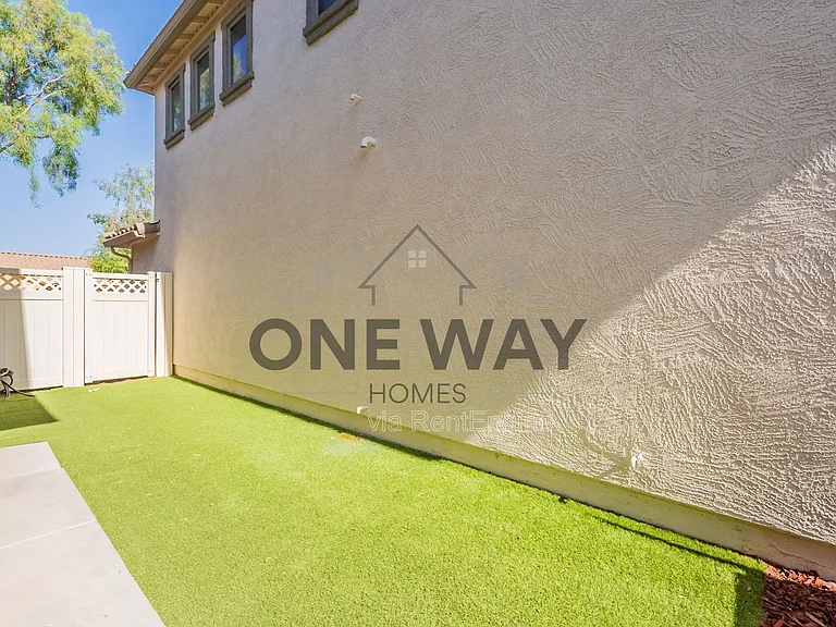 1057 S Deerfield Ln — Photo 43