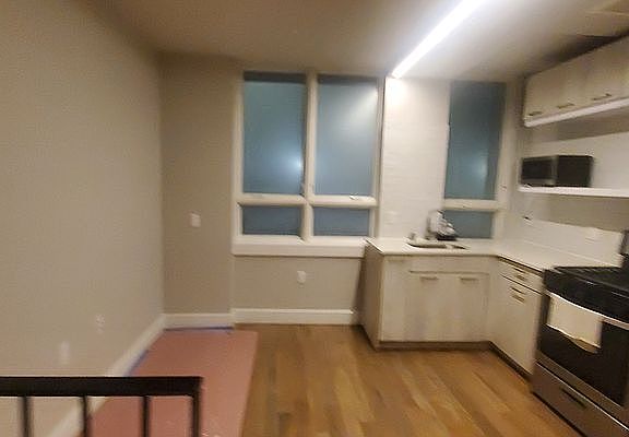 2nd image of 200 Clifton Pl #1F