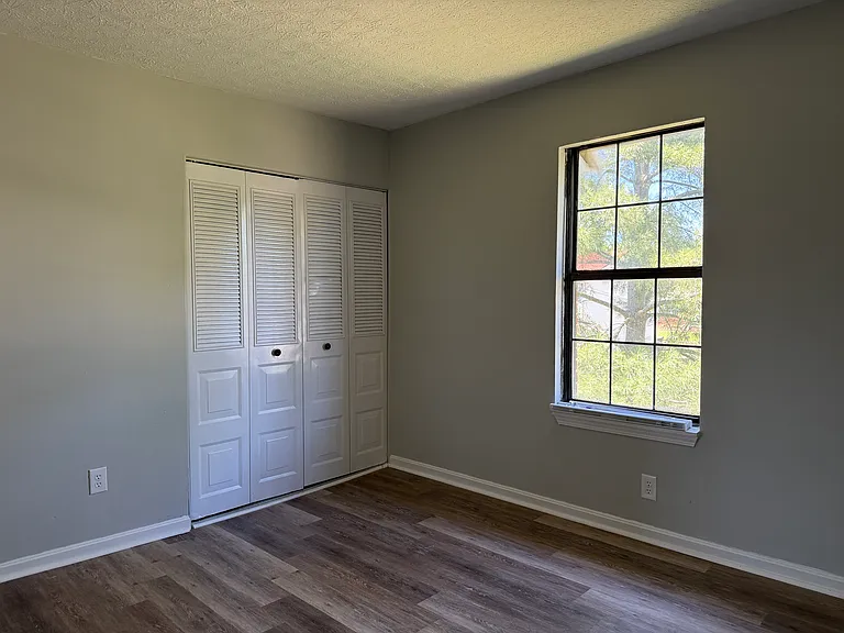 2845 Frontier Ct #8 — Photo 5