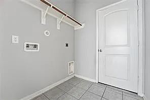1204 Parkhurst Ave — Photo 11