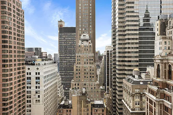 Sold by Compass | media 6