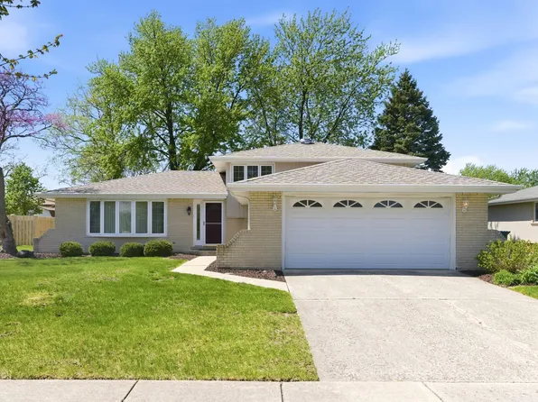 14044 Terry Dr, Orland Park, IL 60462