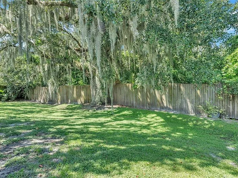 6838 Glenbrook Dr — Photo 27