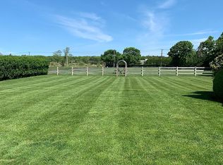 656 David Whites Ln, Southampton, NY 11968