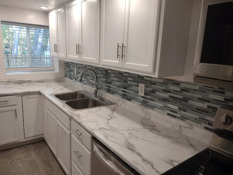 2331 Teller St — Photo 6