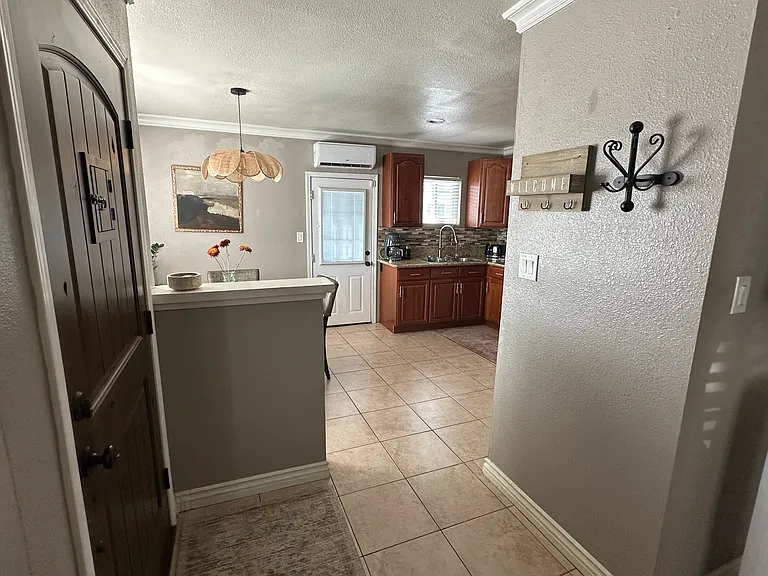 16586 Miller Ave — Photo 10