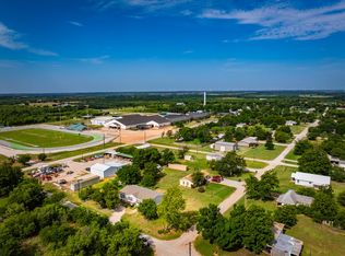 902 Commerce St, Newcastle, TX 76372