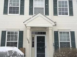 1054 Providence Dr, Shakopee, MN 55379