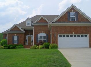 5649 Avenwood Cir NW, Cleveland, TN 37312