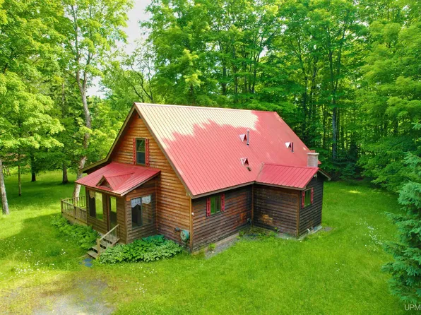 15181 Townline Rd, Lanse, MI 49946