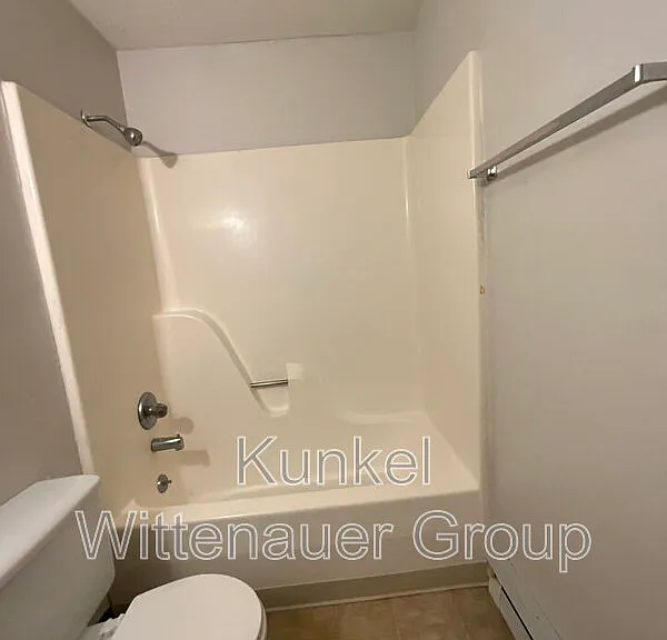2609H Sierra Dr — Photo 10