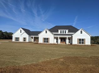 329 Pine Dr, Pine Mountain, GA 31822