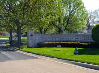 3132 Huntington Woods Dr APT A, Springfield, IL 62704