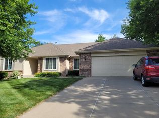 16676 Y St, Omaha, NE 68135