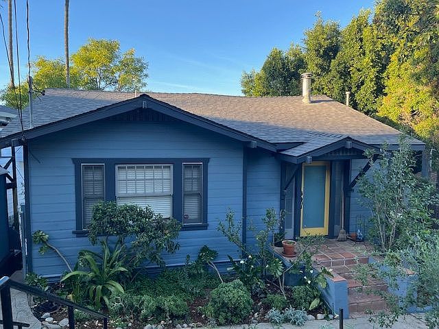 1st image of 2598 N Adelbert Ave