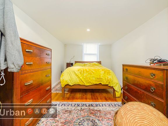 4th image of 56 S Oxford St APT 2