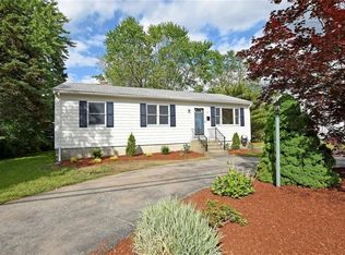 310 Pawtucket Ave, Rumford, RI 02916