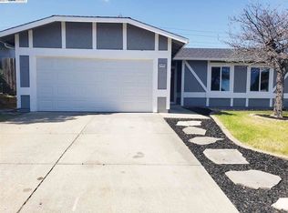 2104 Greenwood Pl, Pittsburg, CA 94565