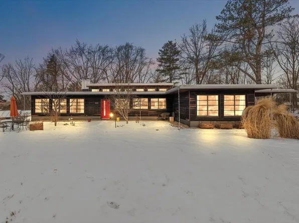 2115 Newport Rd, Ann Arbor, MI 48103