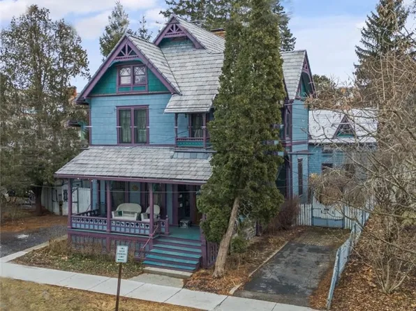 209-211 S Geneva St, Ithaca, NY 14850