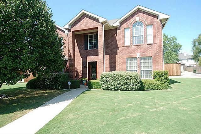 1st image of 2701 Scarborough Ln
