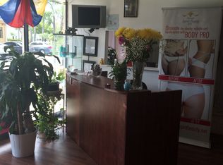 644 W Hallandale Beach Blvd, Hallandale Beach, FL 33009