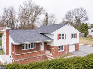 1240 Mount Hope Ave, Pottsville, PA 17901
