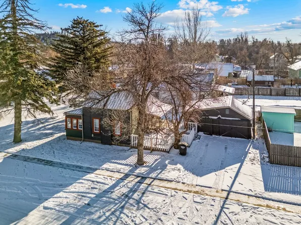 201 S Park St, Joliet, MT 59041